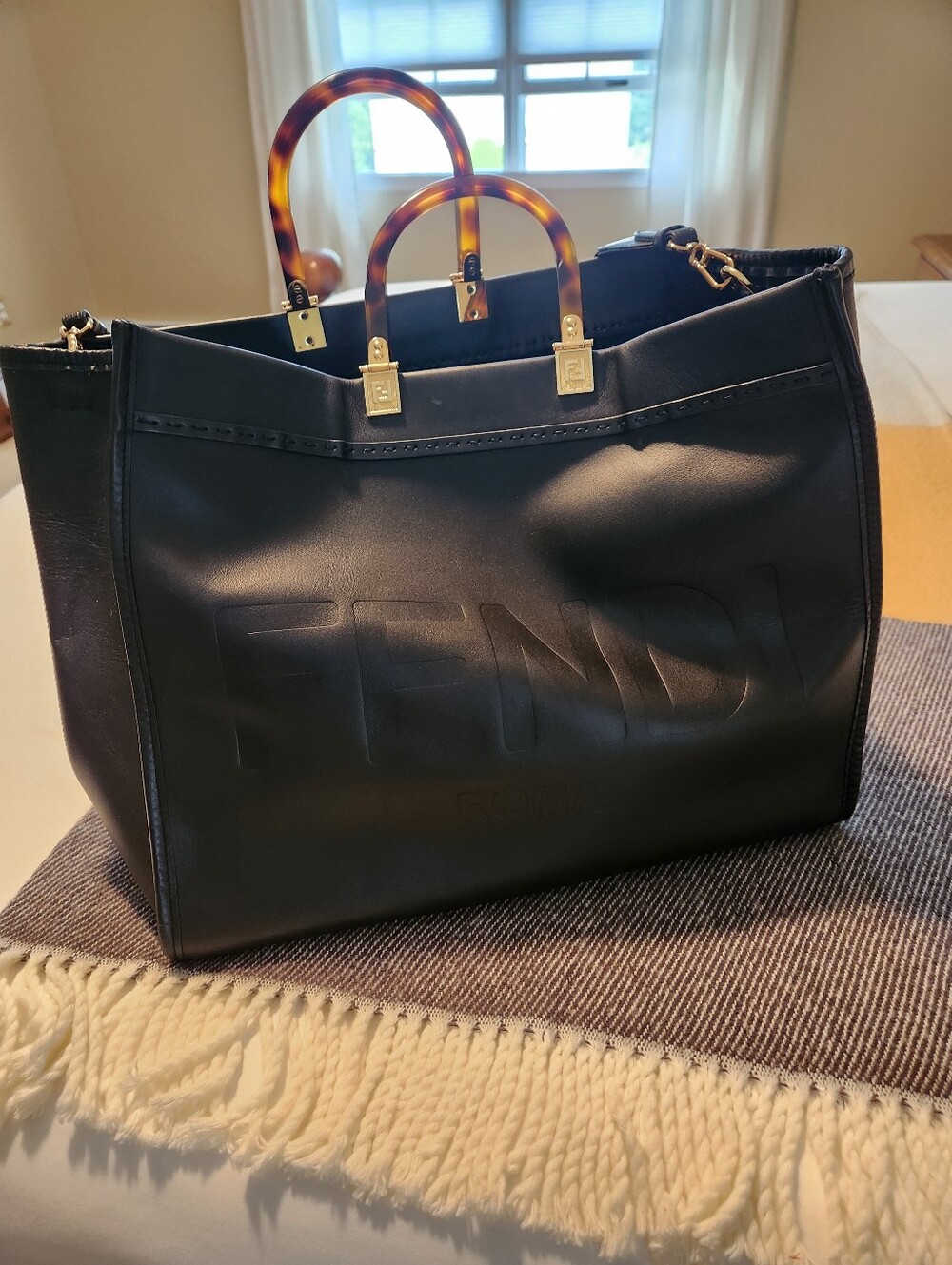 FENDI STYLE LEATHER BLACK TOTE